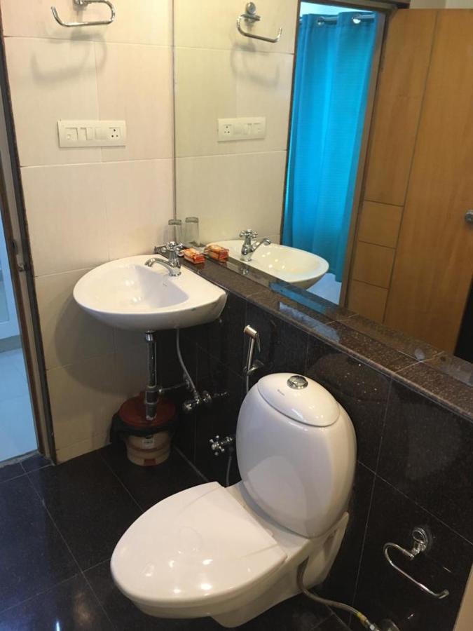 Fabhotel A&M - Nr Lv Prasad Institute, Banjara Hills Haiderabad Buitenkant foto