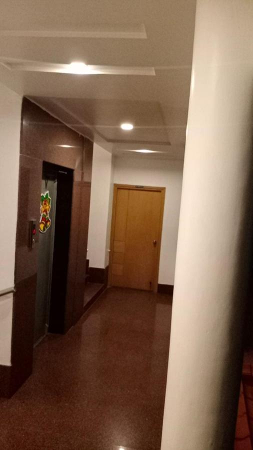 Fabhotel A&M - Nr Lv Prasad Institute, Banjara Hills Haiderabad Buitenkant foto