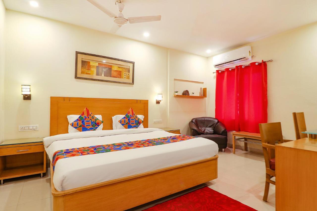 Fabhotel A&M - Nr Lv Prasad Institute, Banjara Hills Haiderabad Buitenkant foto