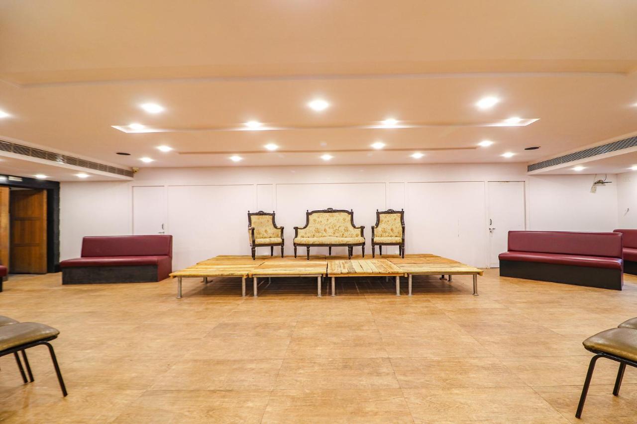 Fabhotel A&M - Nr Lv Prasad Institute, Banjara Hills Haiderabad Buitenkant foto
