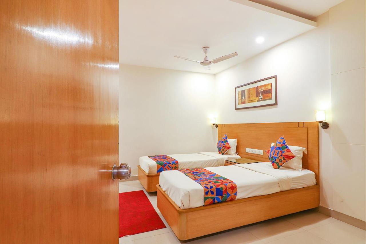 Fabhotel A&M - Nr Lv Prasad Institute, Banjara Hills Haiderabad Buitenkant foto